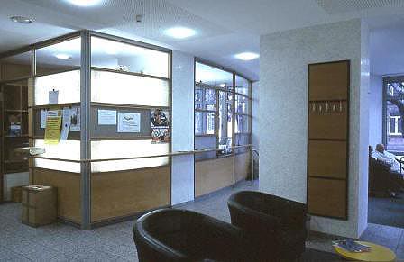 Diakonissen-Krankenhaus-Foyer1